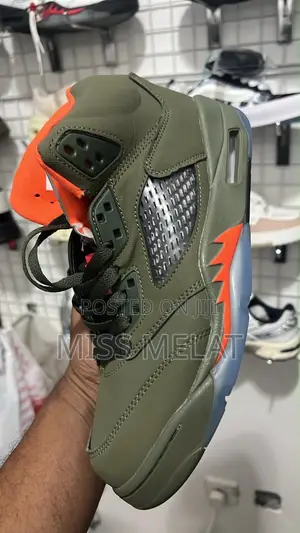 Men Jordan 3