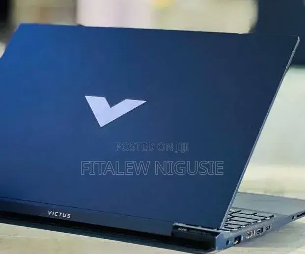New Laptop HP Victus 15 16GB Intel Core i7 SSD 512GB