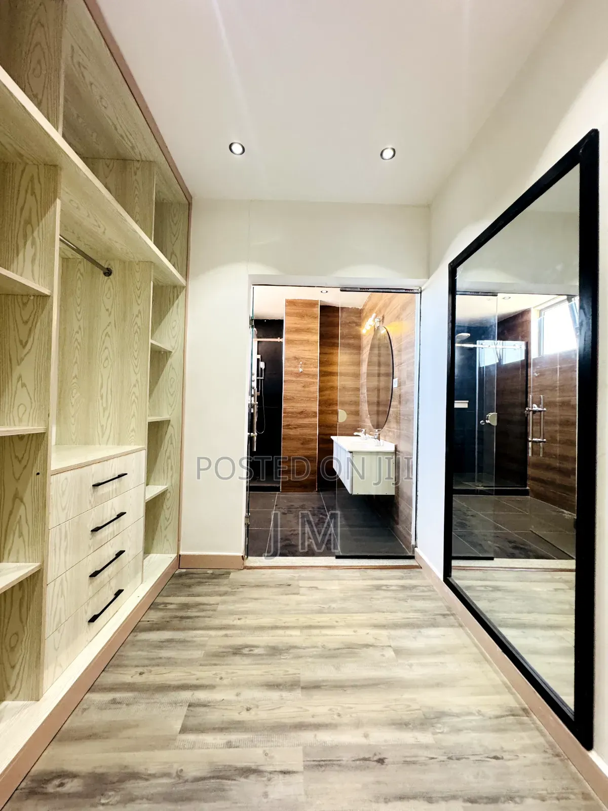 Furnished 4bdrm Apartment in Kirkos for rent