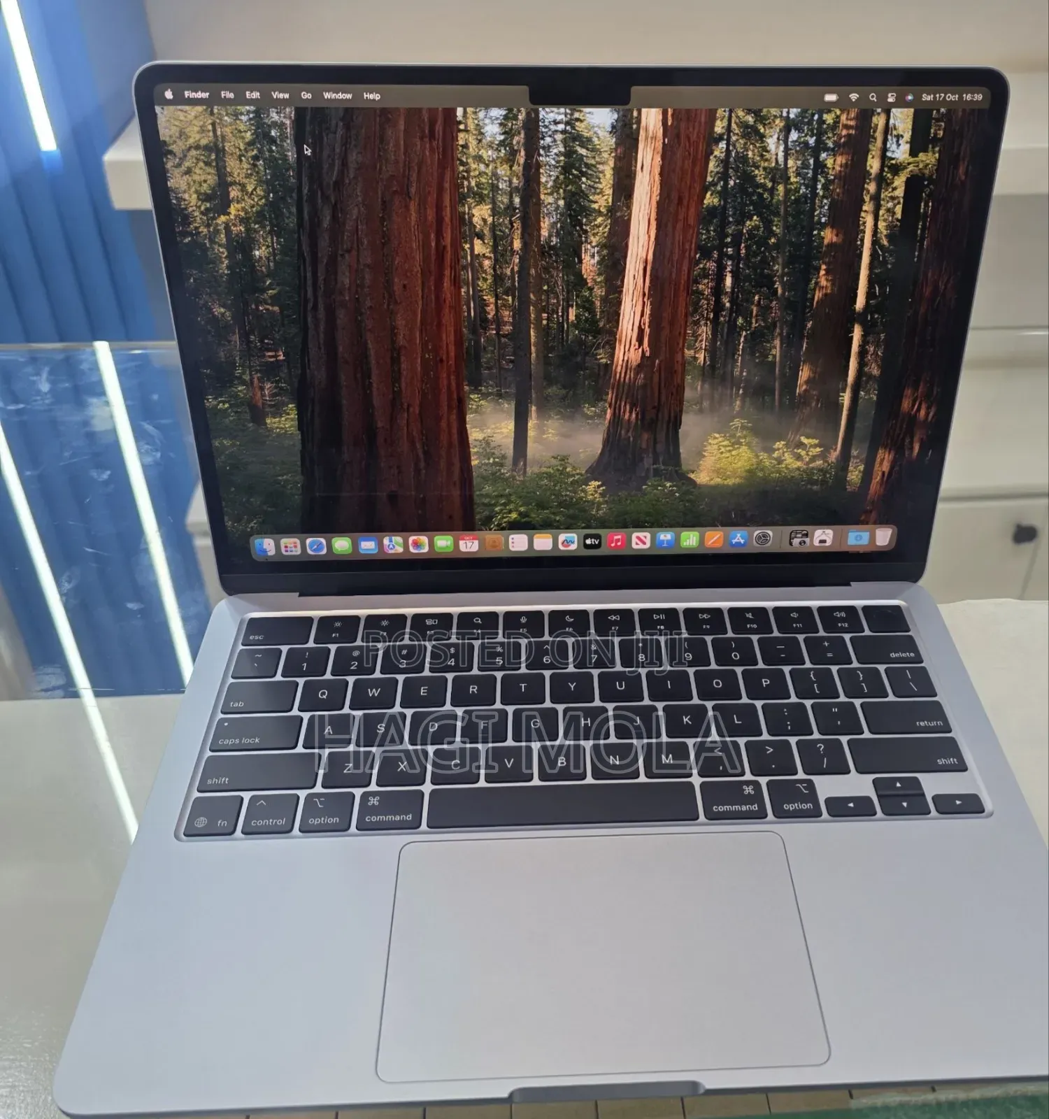 New Laptop Apple MacBook Air 2025 M4 16GB Apple M4 SSD 512GB