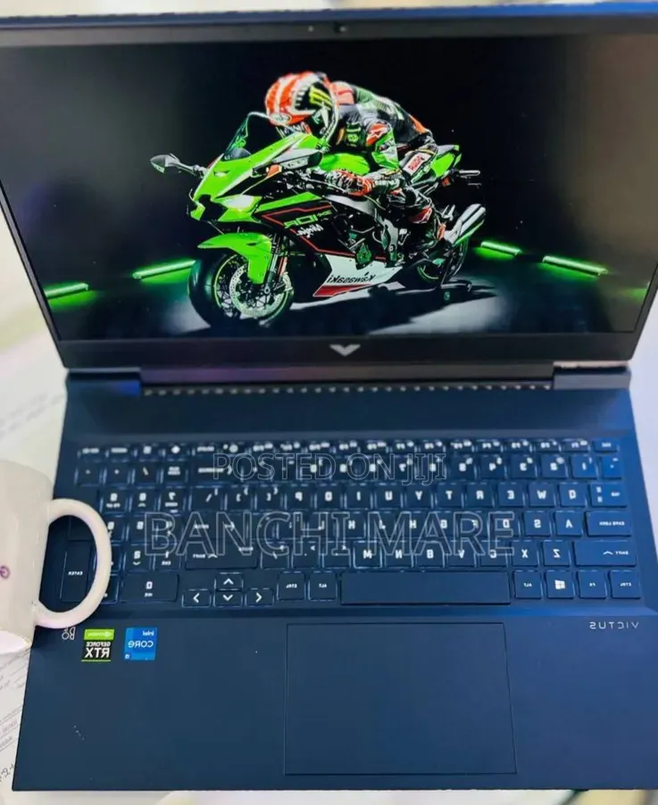 New Laptop HP Victus 15 16GB Intel Core i7 SSD 512GB