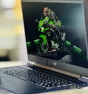 New Laptop HP Victus 15 16GB Intel Core i7 SSD 512GB