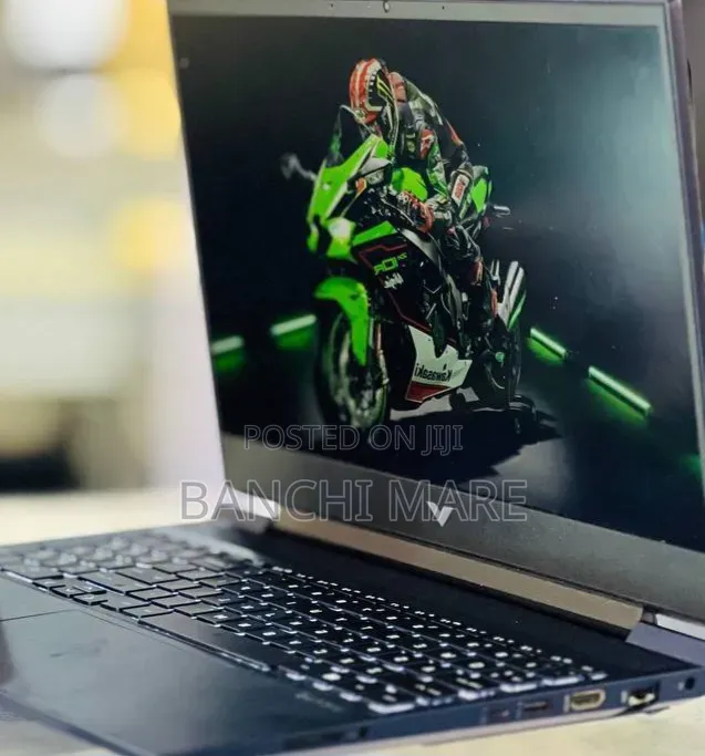New Laptop HP Victus 15 16GB Intel Core i7 SSD 512GB