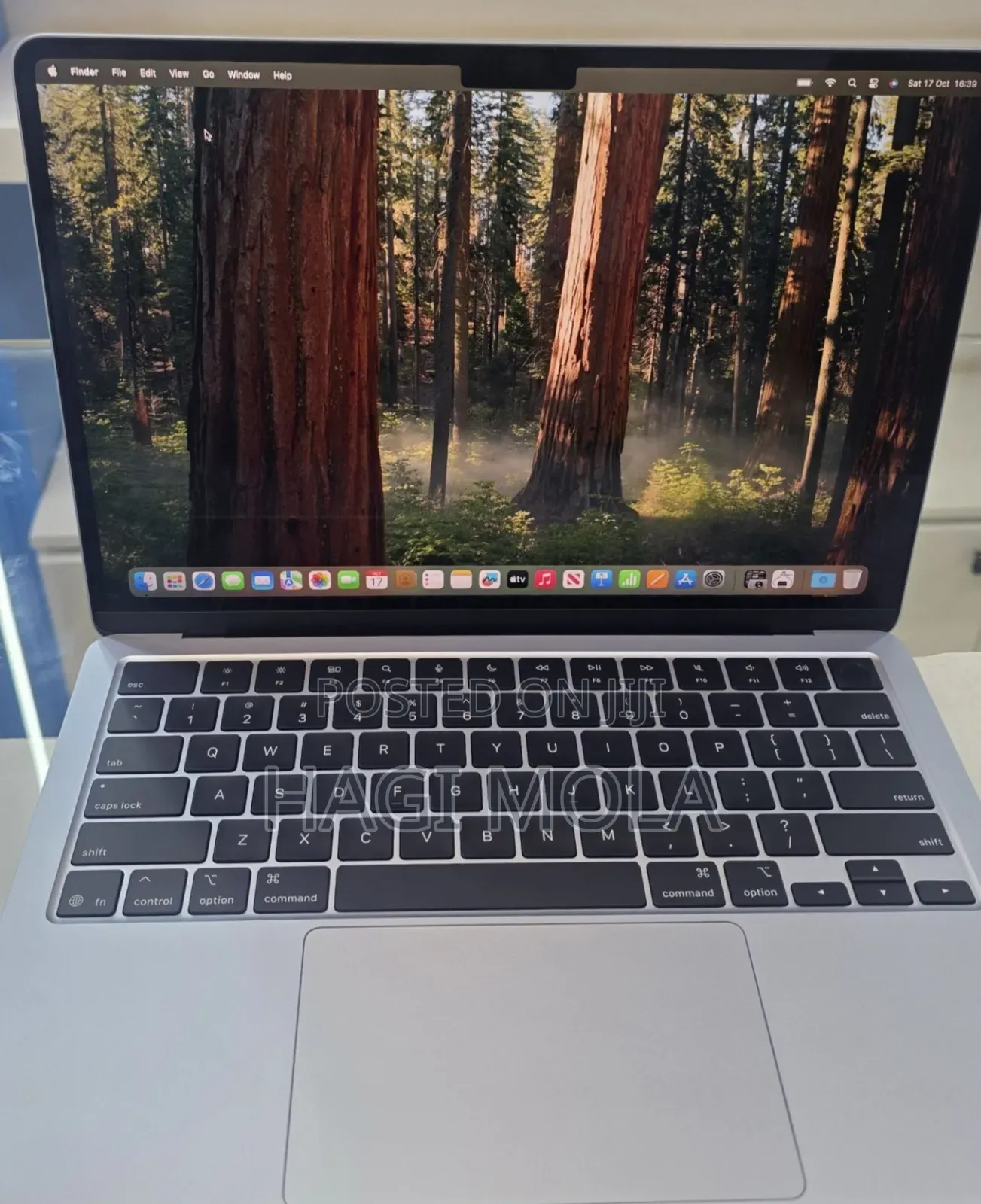 New Laptop Apple MacBook Air 2025 M4 16GB Apple M4 SSD 512GB