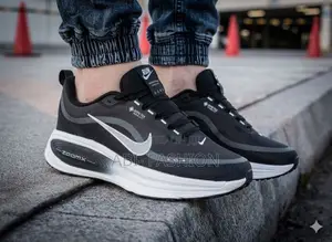 Nike Vomero 18 Gore-Tex | New Arrival | Size 40, 41, 42, 43, 44