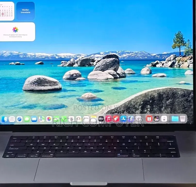 New Laptop Apple MacBook 16GB Apple M2 SSD 512GB