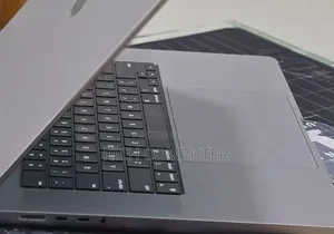 New Laptop Apple MacBook 16GB Apple M2 SSD 512GB