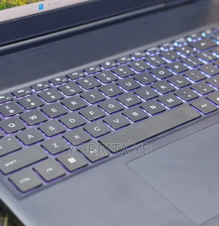 New Laptop Dell Alienware Aurora 16 16GB Intel Core Ultra 7 SSD 1T