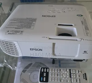 EPSON Projector 
Model