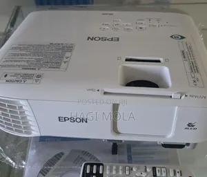 EPSON Projector 
Model