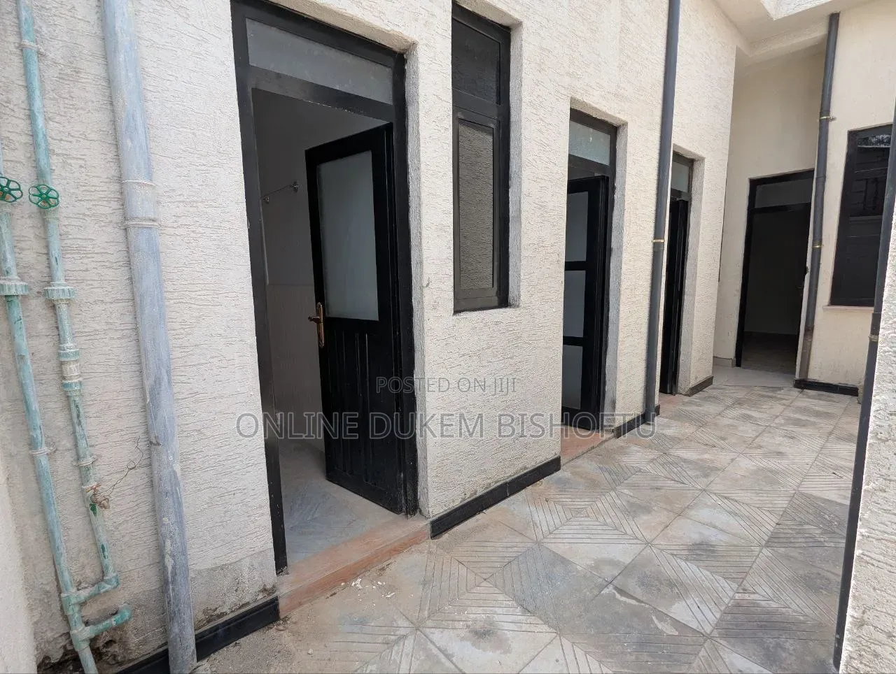 Furnished 9bdrm Villa in Dukem Bishoftu, East Shewa for sale
