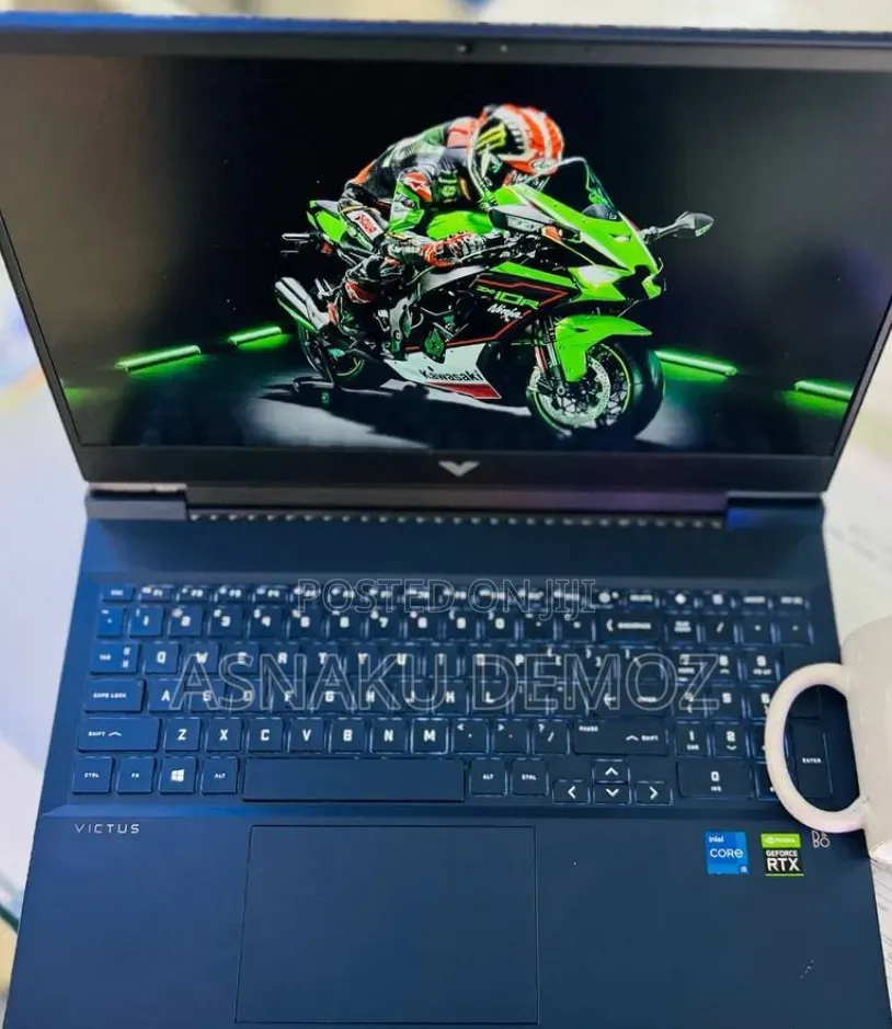 New Laptop HP Victus 15 16GB Intel Core i7 SSD 512GB