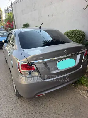 Suzuki Dzire 2022 Gray