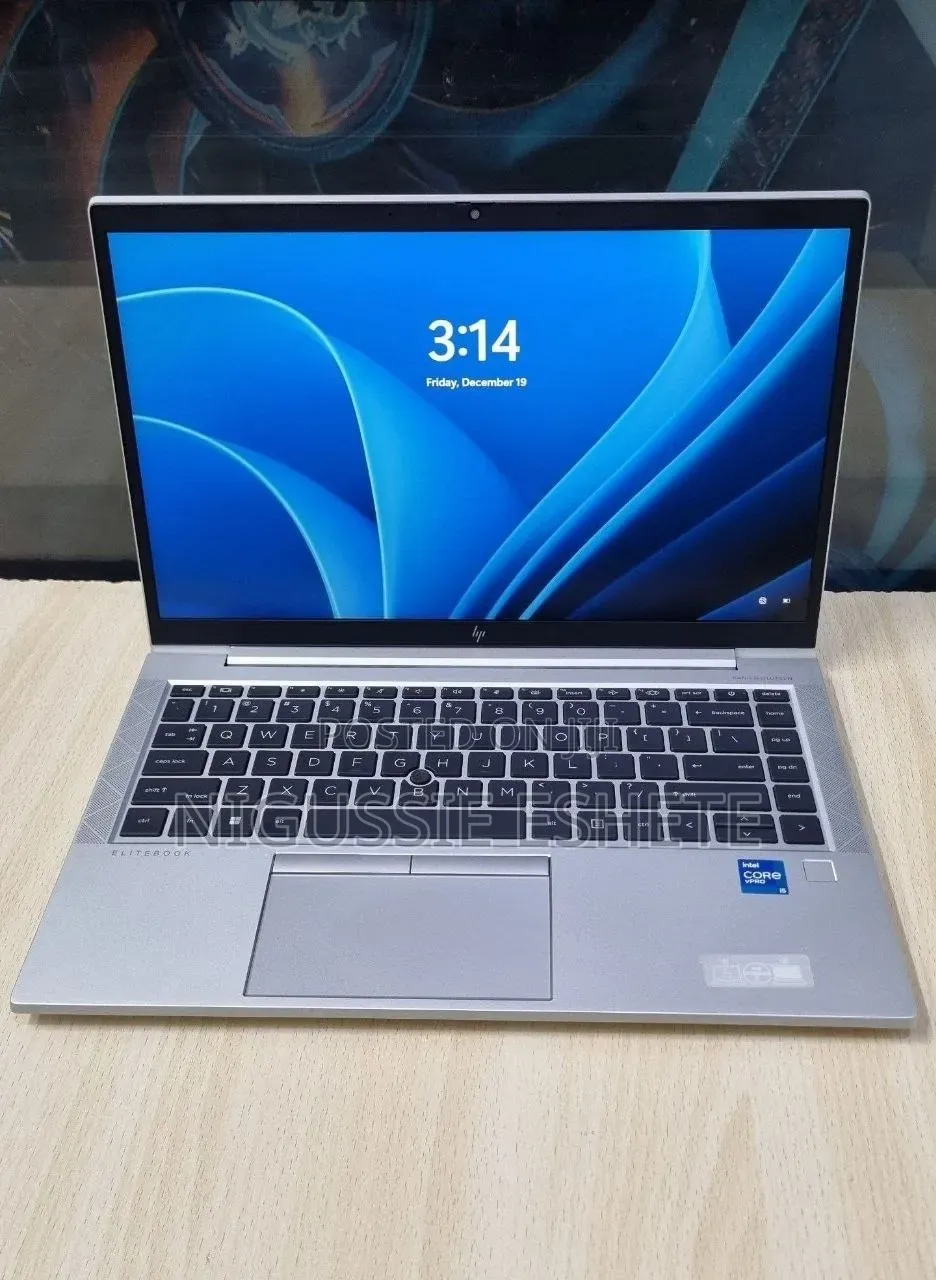 New Laptop HP EliteBook 840 16GB Intel Core i5 SSD 512GB