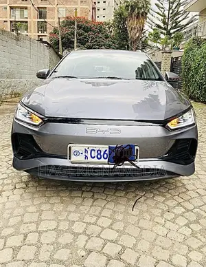 BYD E2 43 kWh 94 hp FWD 2025 Gray