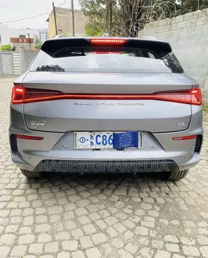 BYD E2 43 kWh 94 hp FWD 2025 Gray