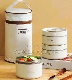 Lunch Box (ባለ 3 ምሳ ዕቃ)