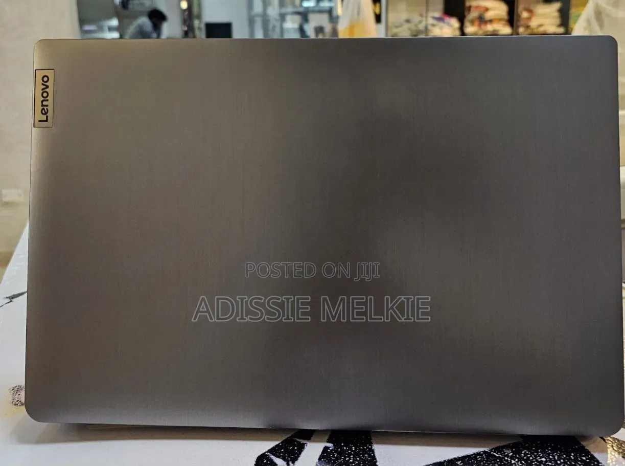New Laptop Lenovo Ideapad 3 8GB Intel Core i5 SSD 512GB