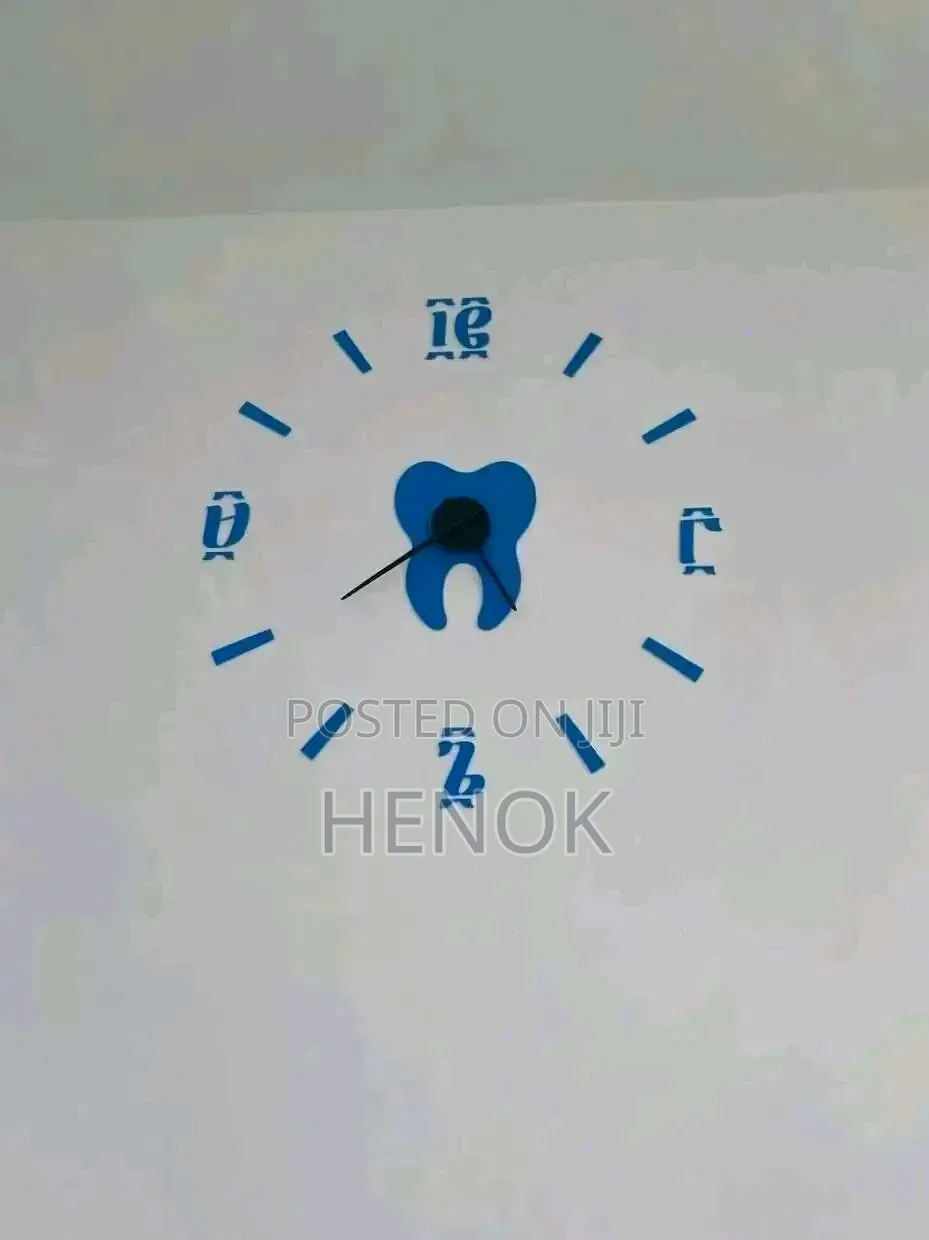 ከስራዎ ጋር ተስማሚ 3d የግድግዳ ሰዓቶች
