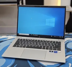 New Laptop HP EliteBook 630 G10 16GB Intel Core i7 SSD 512GB