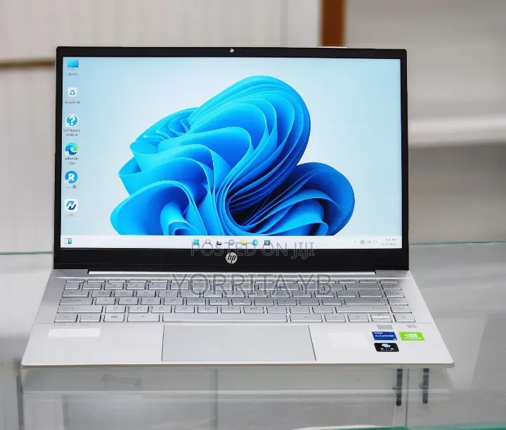 New Laptop HP Pavilion 14 16GB Intel Core i5 SSD 512GB