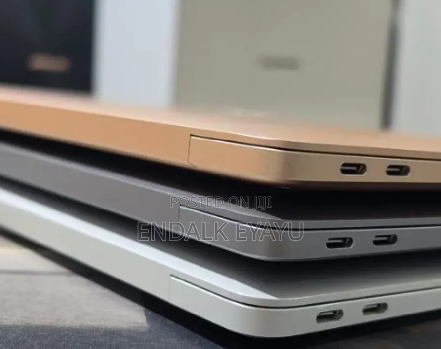 New Laptop Apple MacBook Air 2020 M1 8GB Apple M1 SSD 256GB