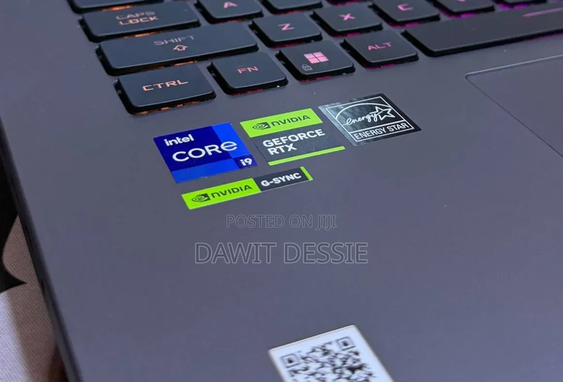 New Laptop Asus ROG Strix G16 16GB Intel Core i9 SSD 1T