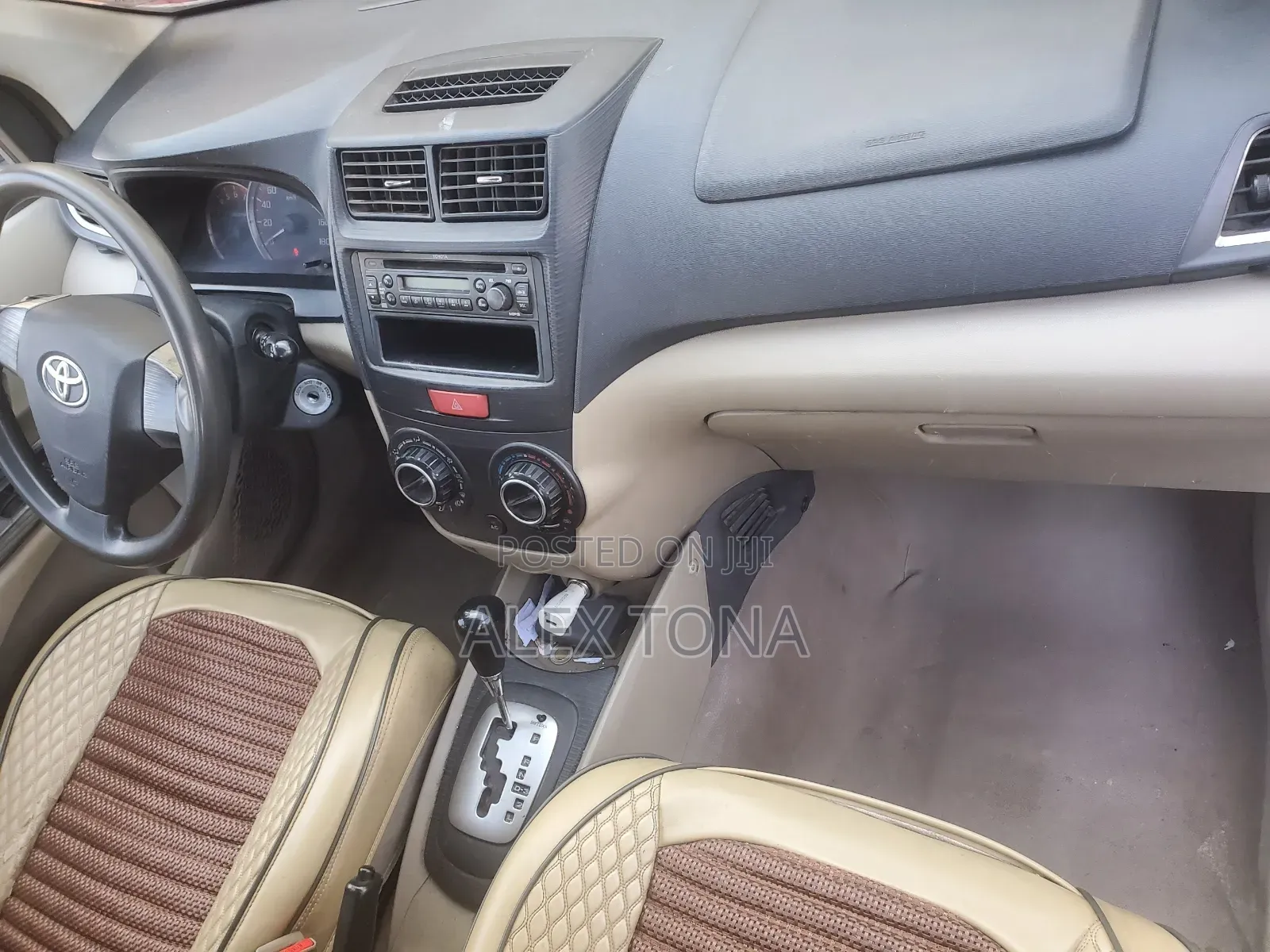 Toyota Avanza 2014 Silver