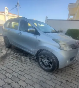 Toyota Avanza 2014 Silver