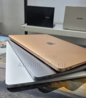 New Laptop Apple MacBook 8GB Apple M1 SSD 256GB