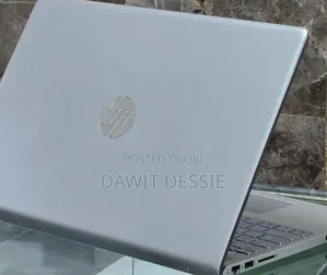 New Laptop HP Pavilion 15 8GB Intel Core i5 SSD 256GB