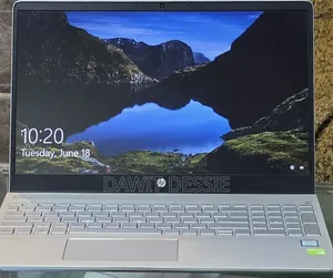 New Laptop HP Pavilion 15 8GB Intel Core i5 SSD 256GB