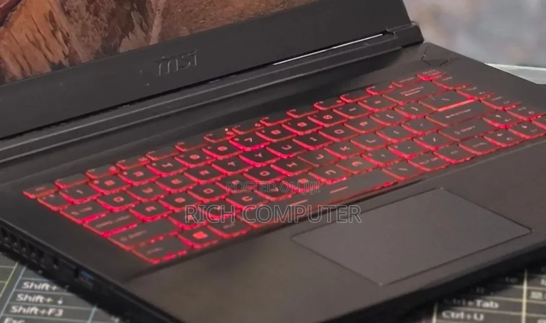 New Laptop MSI GF63 16GB Intel Core i5 SSD 512GB