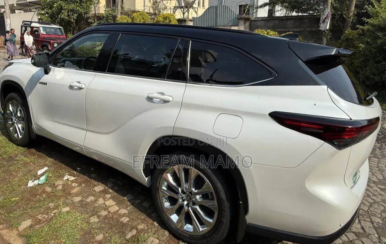 Toyota Highlander 2024