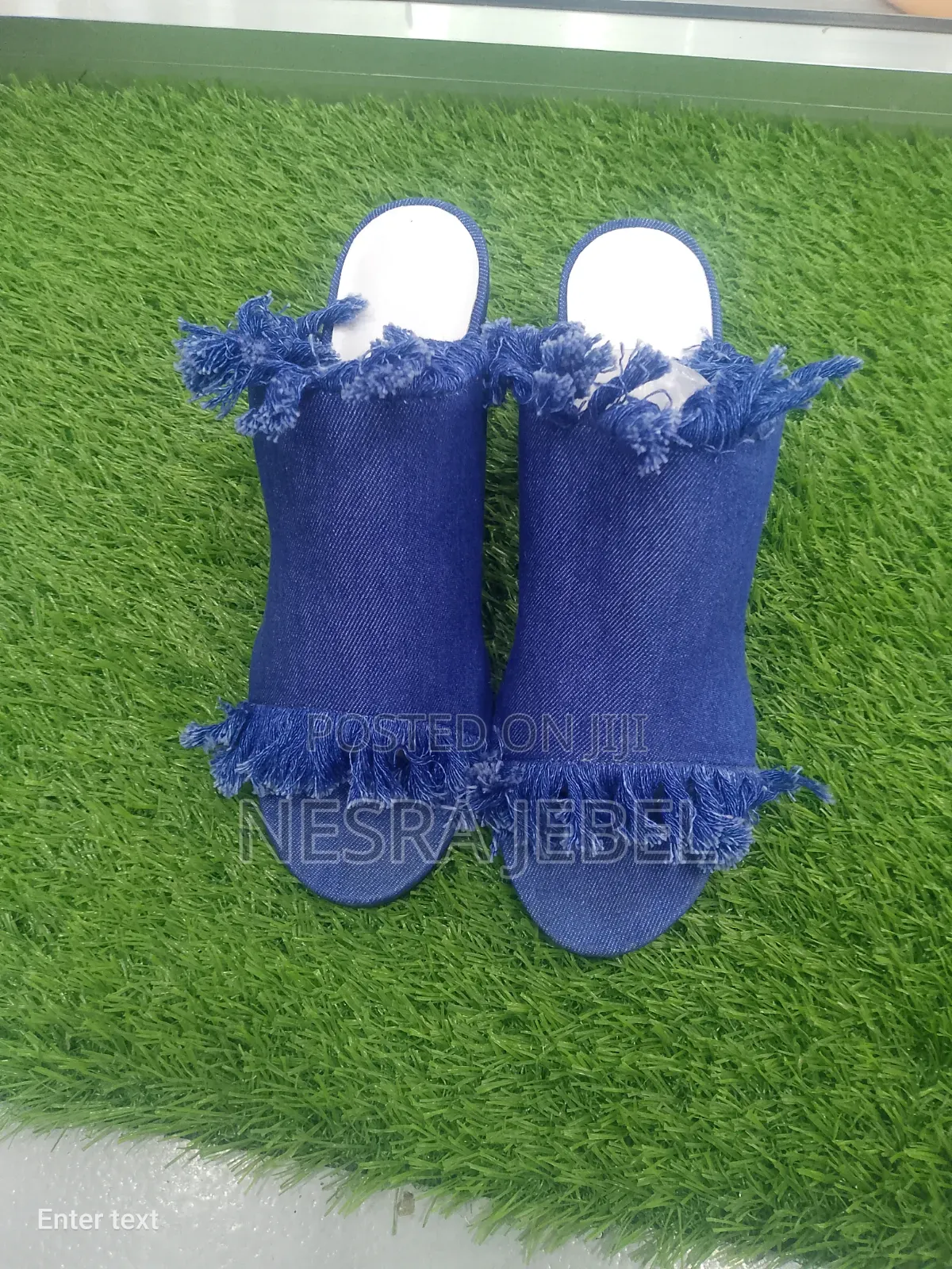 Shoes Shoes