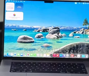 New Laptop Apple MacBook Pro 2021 M1 16GB Apple M1 Pro SSD 512GB