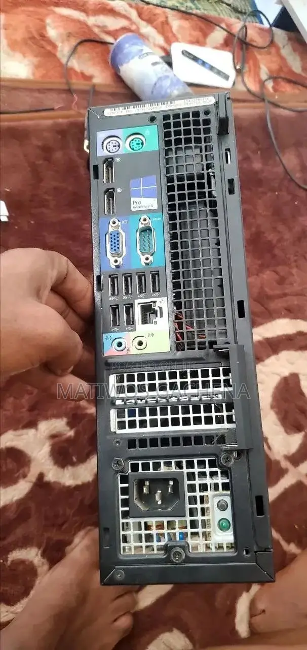Desktop Computer Dell OptiPlex 9020 4GB Intel Core i3 HDD 500GB