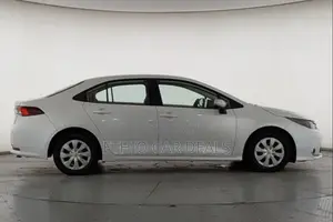 Toyota Corolla 2023 White