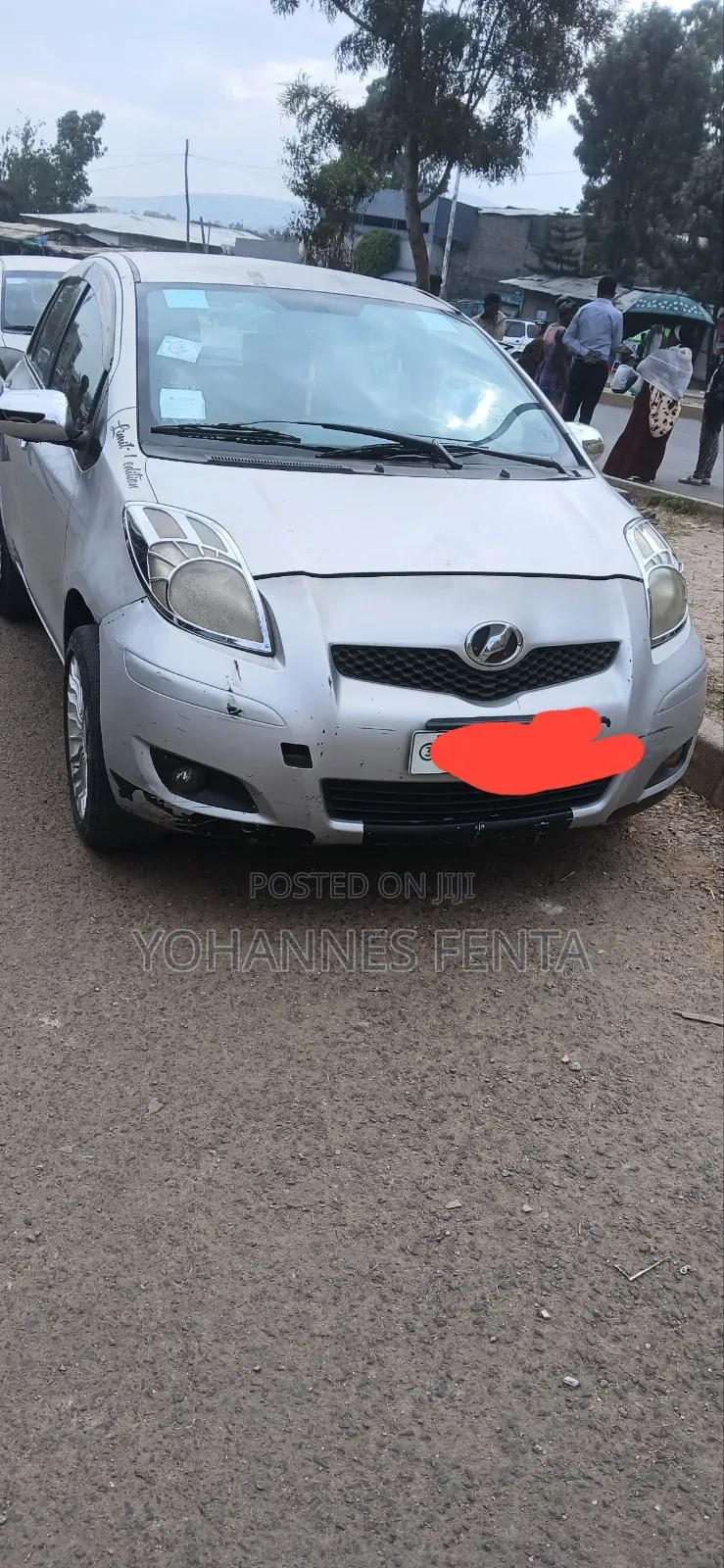 Toyota Yaris Base Hatchback 3dr 2010 Silver
