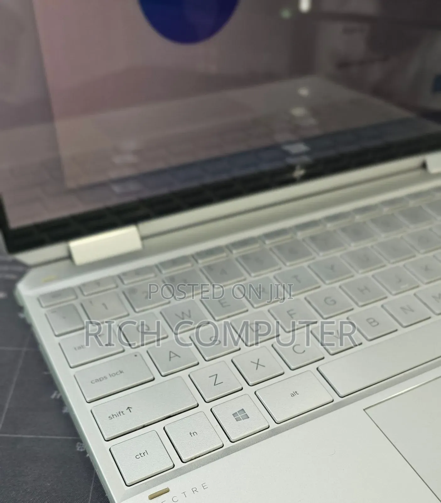 New Laptop HP Spectre X360 8GB Intel Core i7 SSD 512GB