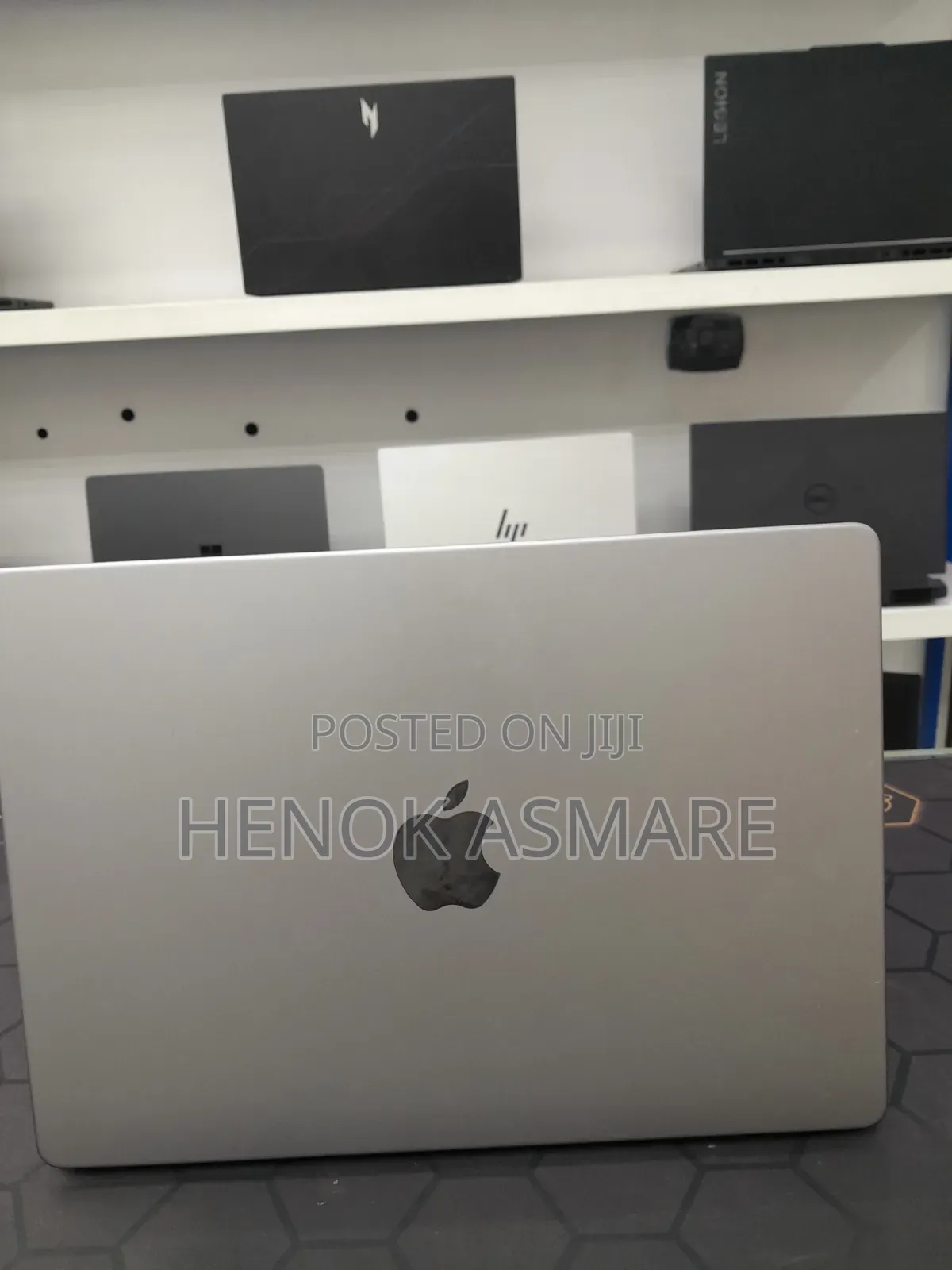New Laptop Apple MacBook Pro 2021 M1 16GB Apple M1 SSD 512GB