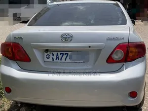 Toyota Corolla 2009 Silver