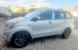 Toyota Avanza 2014