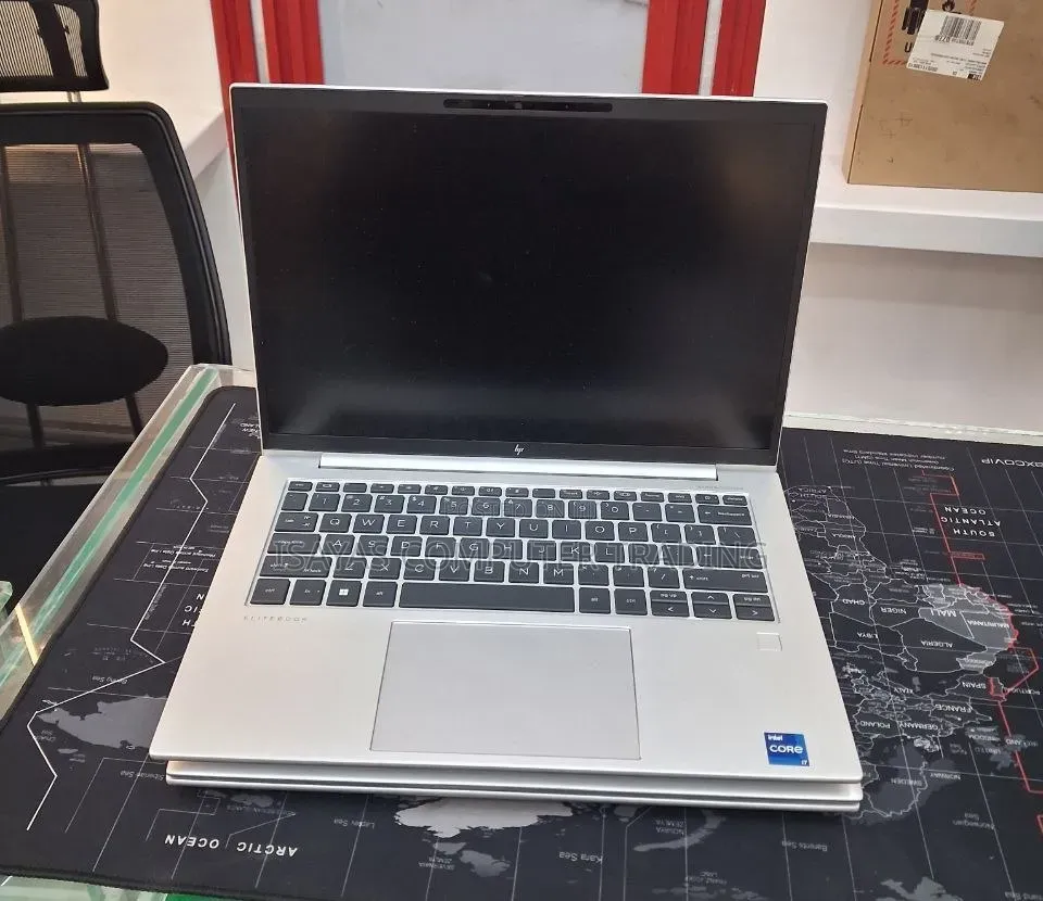 New Laptop HP EliteBook 840 G11 16GB Intel Core Ultra 7 SSD 512GB