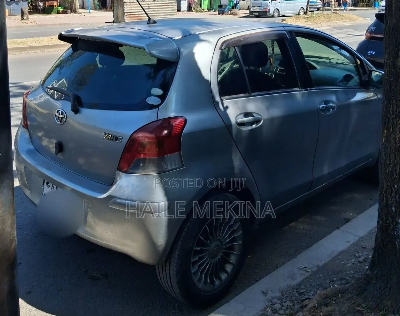 Toyota Yaris 2010 Silver