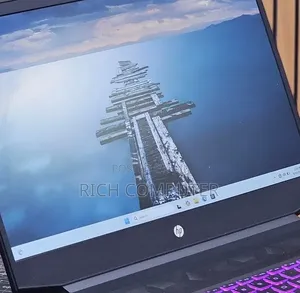 New Laptop HP Pavilion 15 8GB AMD Ryzen 5 SSD 512GB