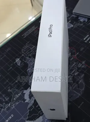 New Apple iPad mini 4 512 GB