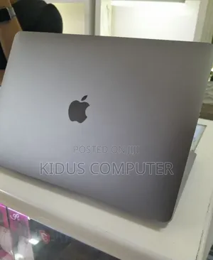 New Laptop Apple MacBook Air 2020 M1 8GB Apple M1 SSD 256GB