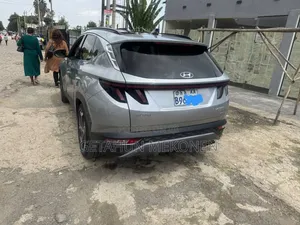 Hyundai Tucson 2021 Silver