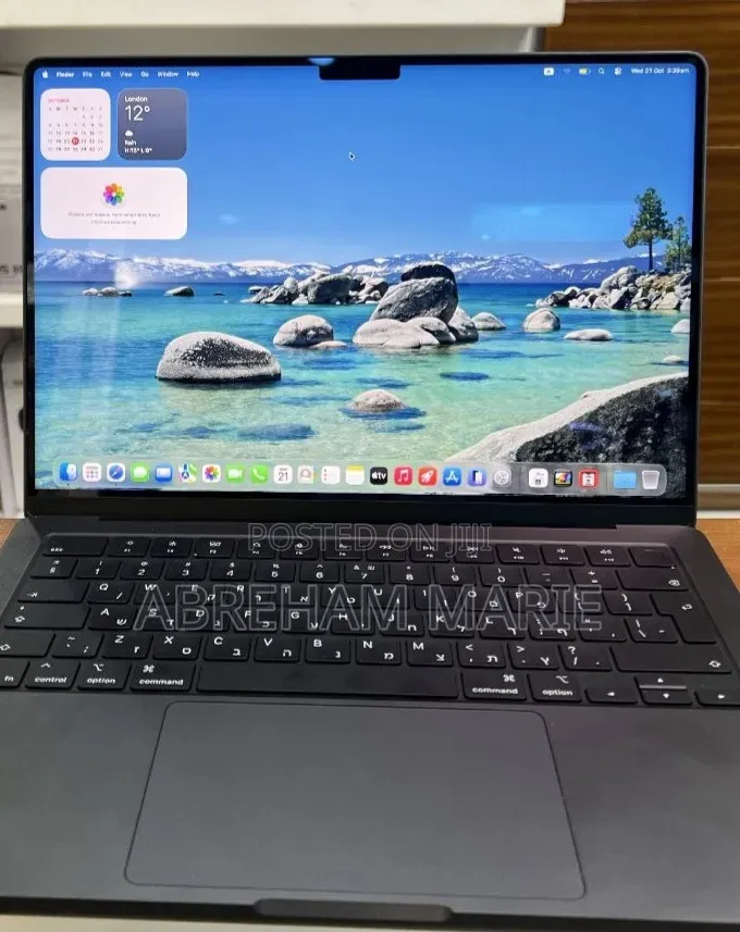 New Laptop Apple MacBook Pro 2025 M5 24GB Apple M5 Pro SSD 1T